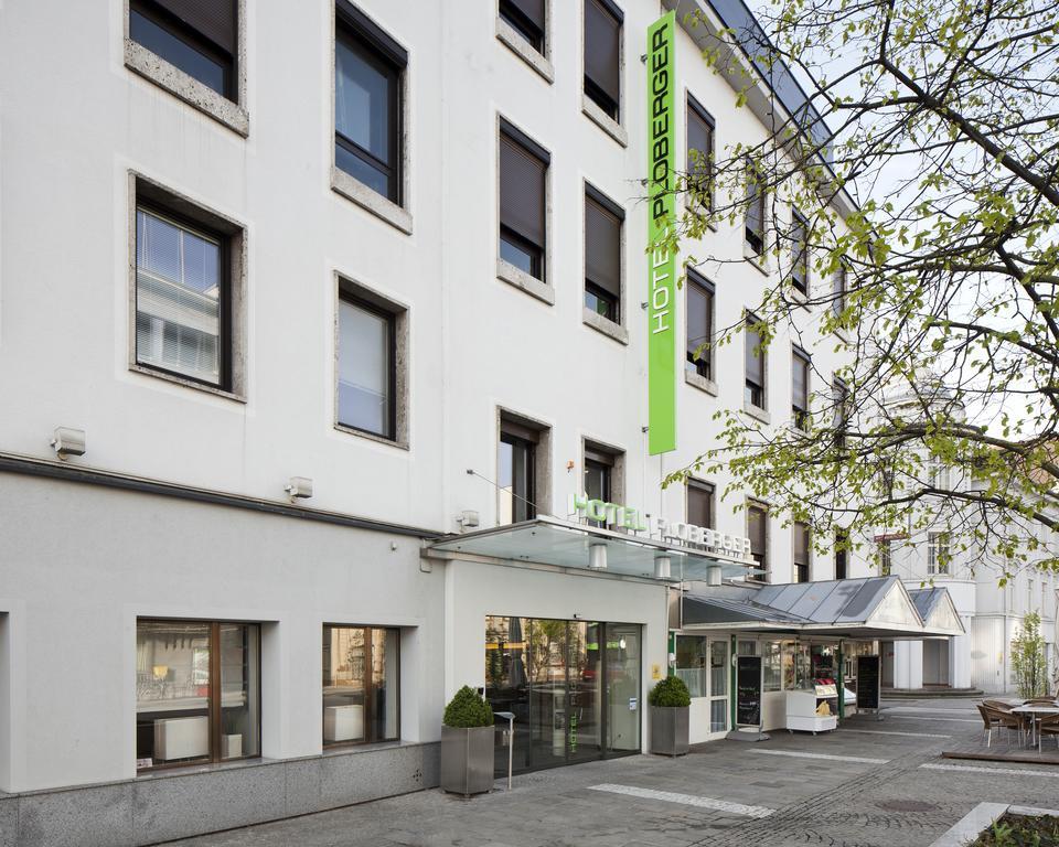 Hotel Ploberger Велс Екстериор снимка